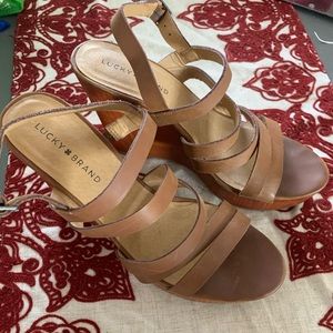 Size 10 Lucky Brand wedges